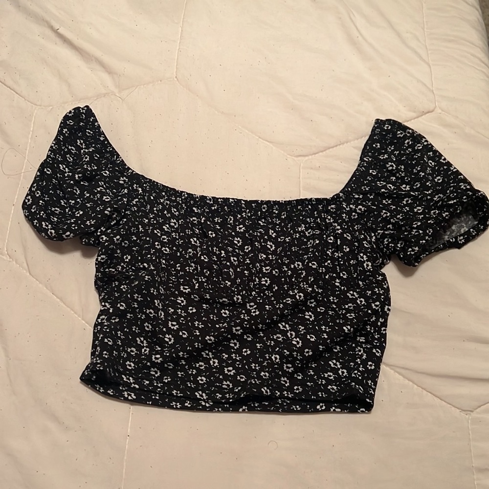 Black floral top